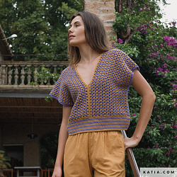 Журнал Katia Crochet №123 с летними моделями крючком, включая купальники и аксессуары