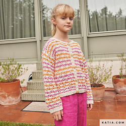 Обложка журнала Katia Kids 113 — яркие детские модели для вязания крючком
